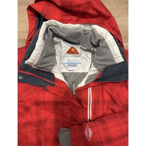 Columbia Vibrant Red Ski Jacket with Gray Lining